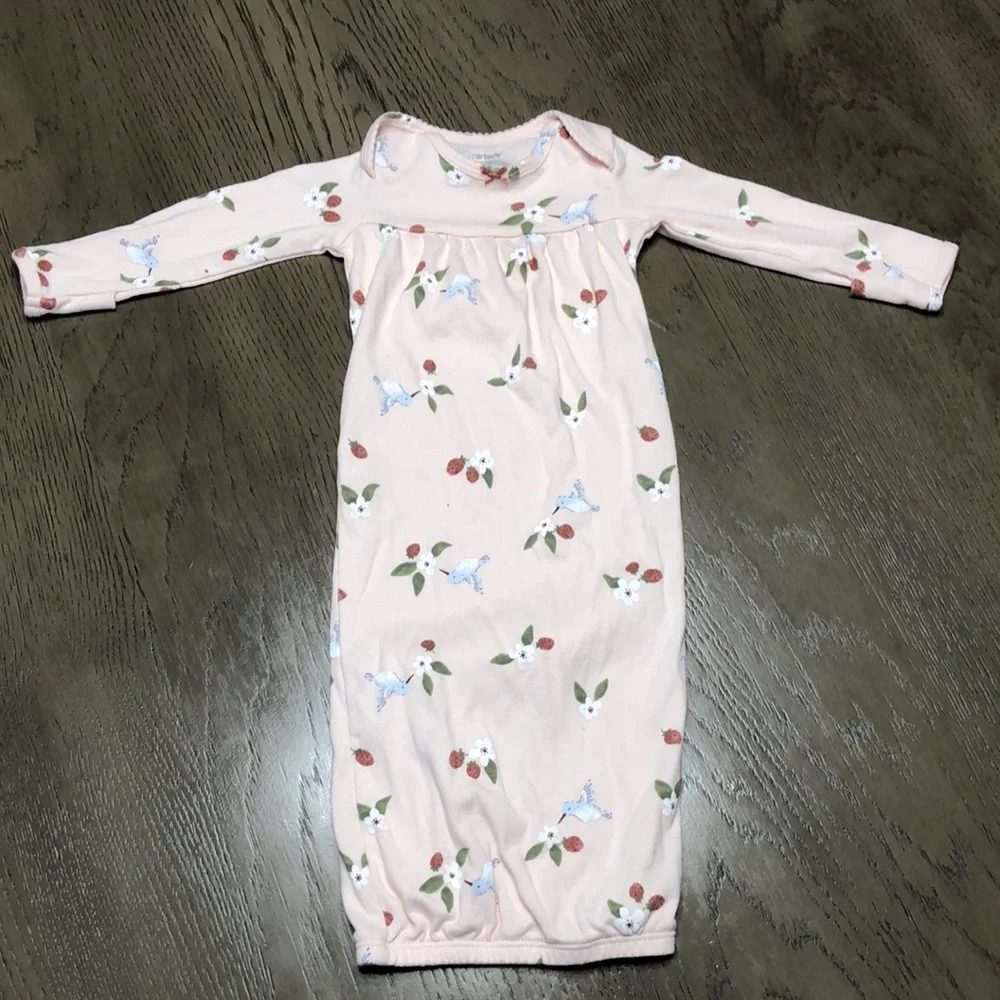 Carters baby gown - Picture 1 of 5